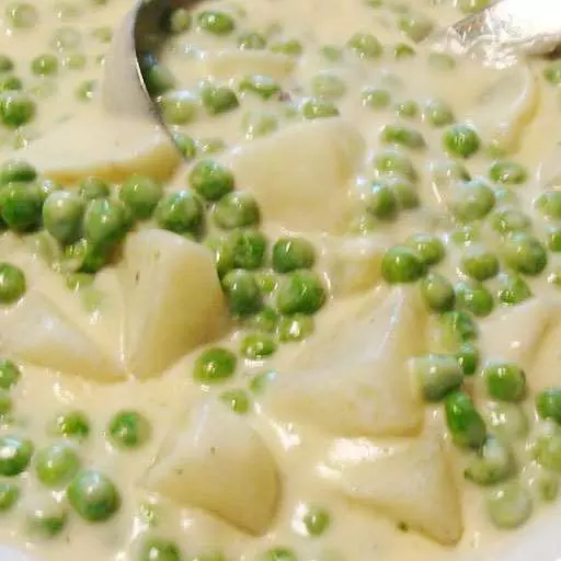Creamed Peas and Potatoes