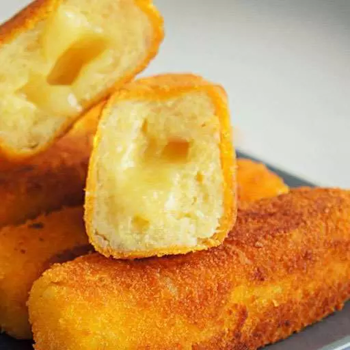 Картофельные палочки с сыром