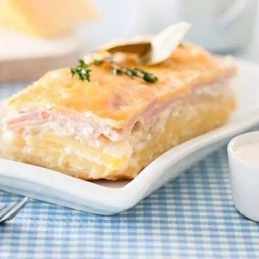 Картофельно-луковая запеканка в мультиварке