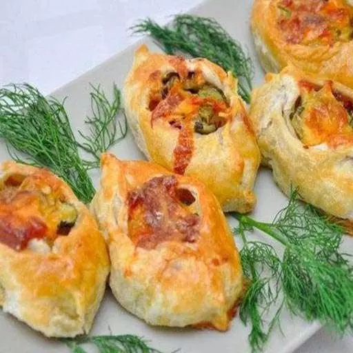 Човники з листкового тіста