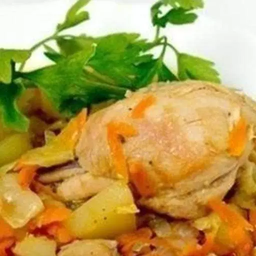 Овощное рагу с курицей в мультиварке