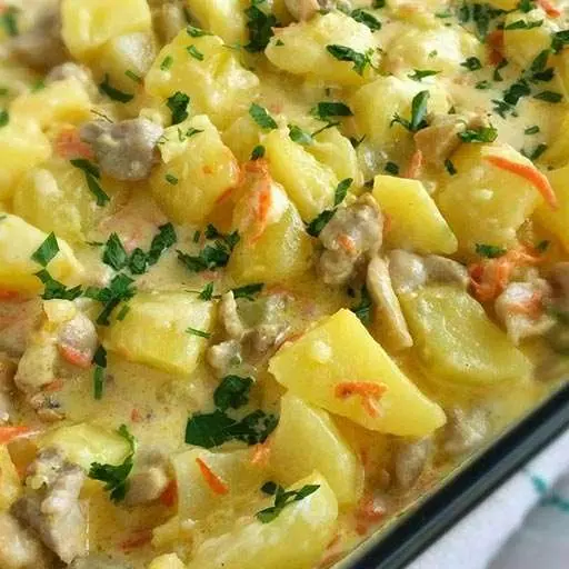 "Вершковий" картопля з куркою