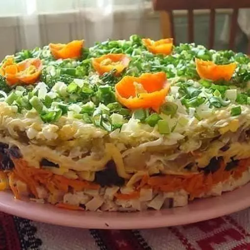 Салат с черносливом "Ночка"