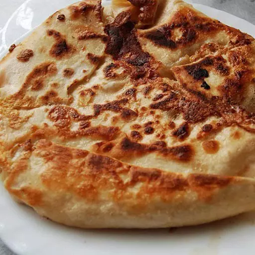 Яєчня з сиром у лаваші