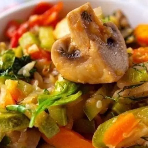 Овощное рагу с шампиньонами