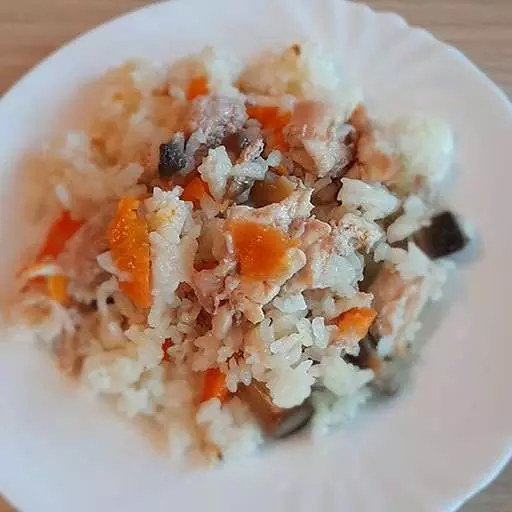 Плов з куркою та грибами